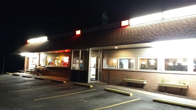 May&rsquo;s Drive-In - Milton