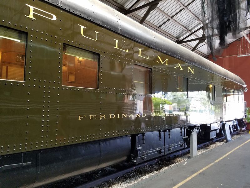 Tour The Presidential Train Car Used By Harry Truman