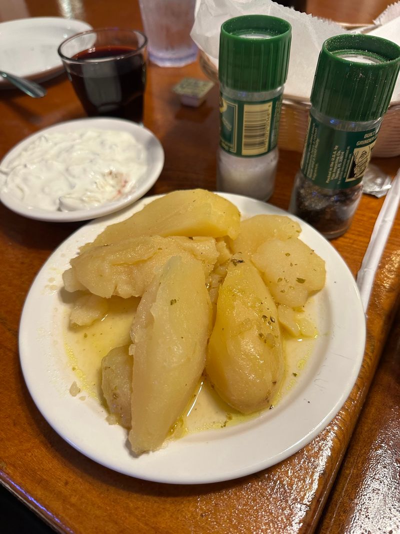 This Tarpon Springs Restaurant Is About as Close to Greece as You Can Get Without a Passport