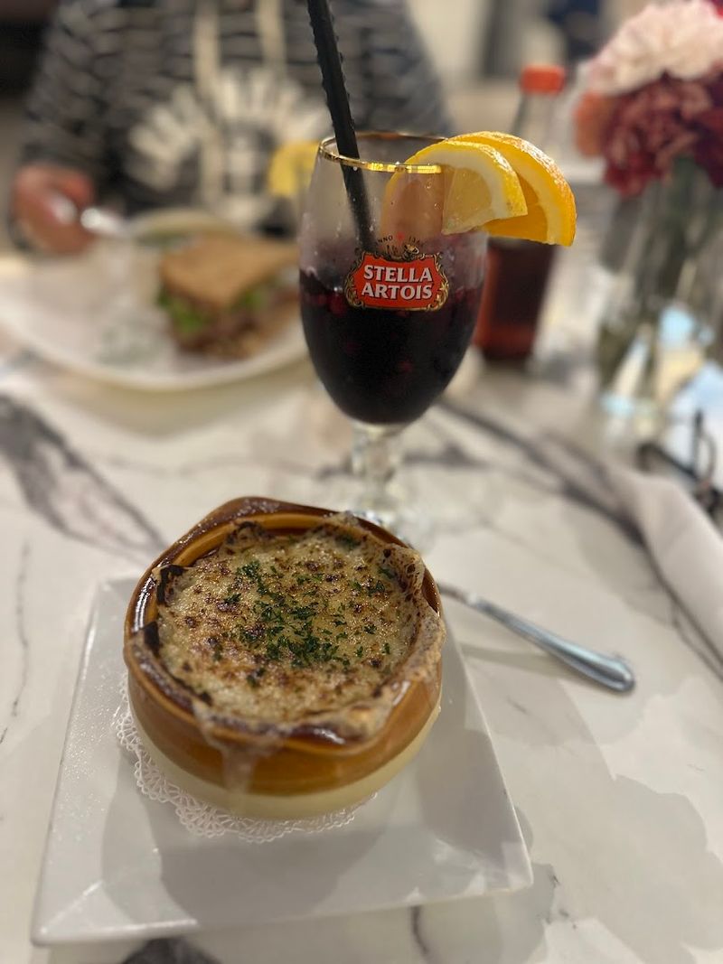 The French Onion Soup Everyone Raves About