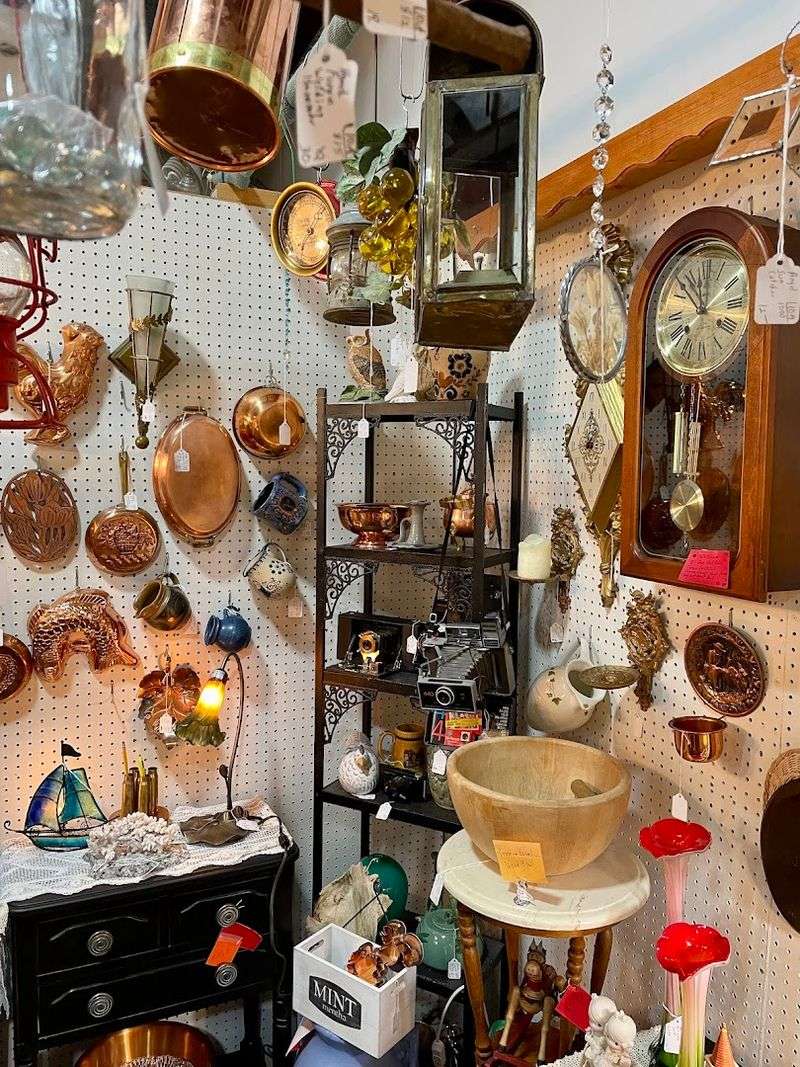 Retro Home Decor Treasures