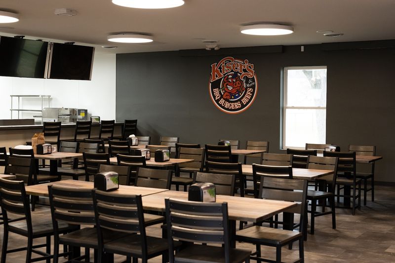 Kiser’s BBQBURGERSCHICKEN, Athens