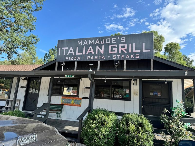 A One-of-a-Kind Atmosphere in Strawberry, Arizona