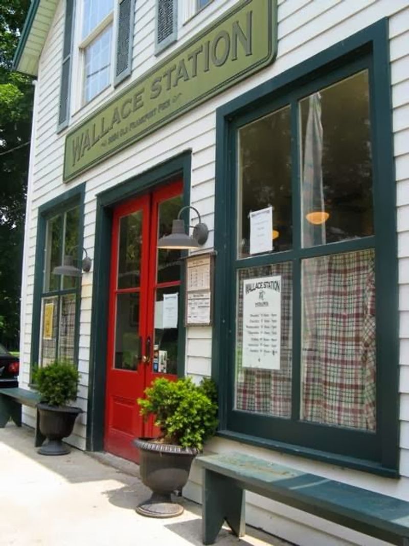 Wallace Station - Midway, KY