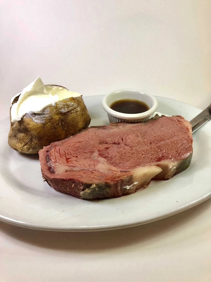 The Prime Rib Is the Main Event