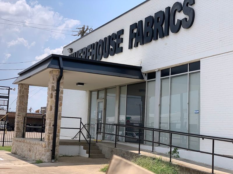 Convenient Dallas Location Near Other Fabric Resources