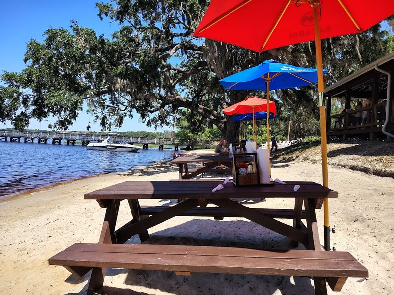 Salt Shack on the Lake (Clermont)