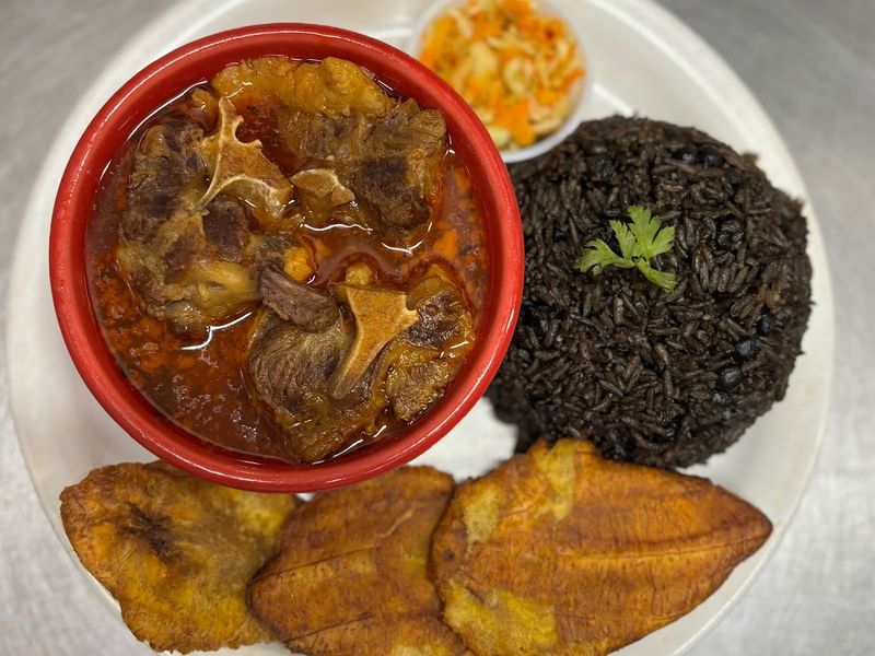 Oxtails Worth The Drive Across Town