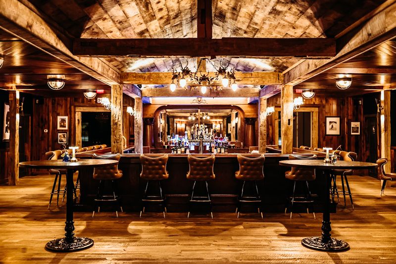 Bootleggers Lodge (Tomahawk)