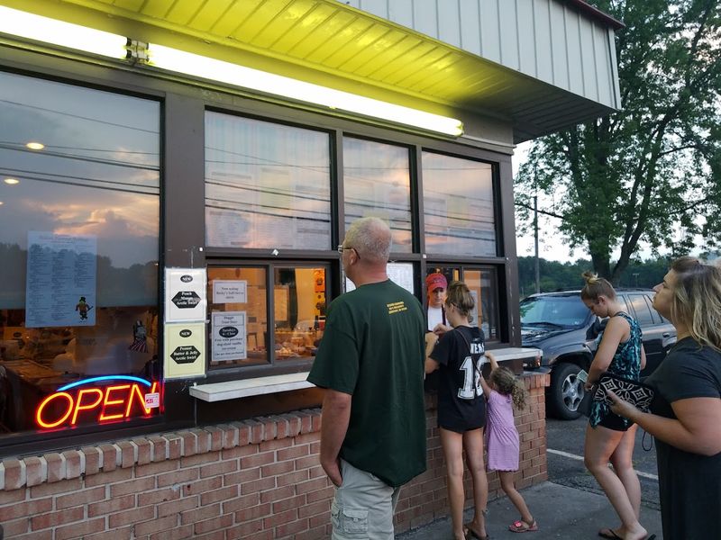 Becky’s Soft-Serve (Milton)