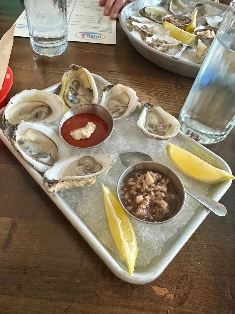 Local Seafood Sourcing That Makes All the Difference