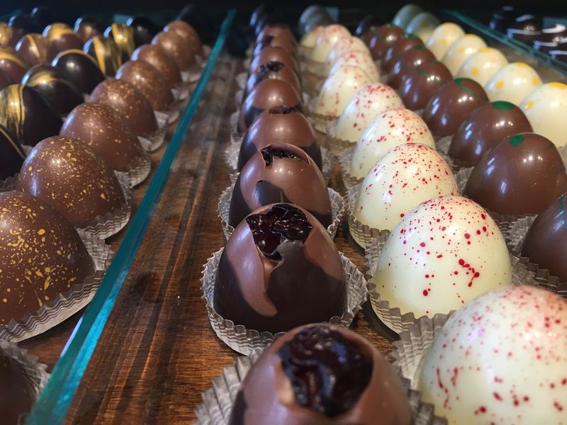 Those Addictive Handmade Chocolates and Brittles