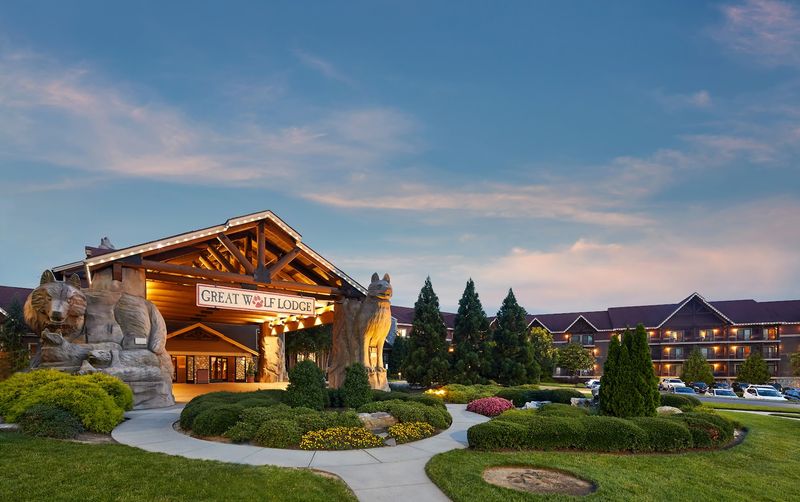 Great Wolf Lodge Water Park - Scotrun