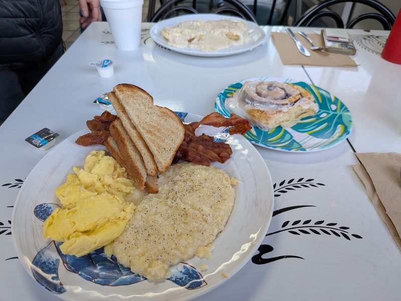 Breakfast That Brings People Back Before Noon