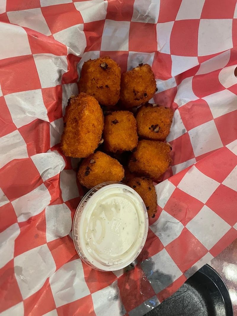 Fried Mac And Cheese Bites