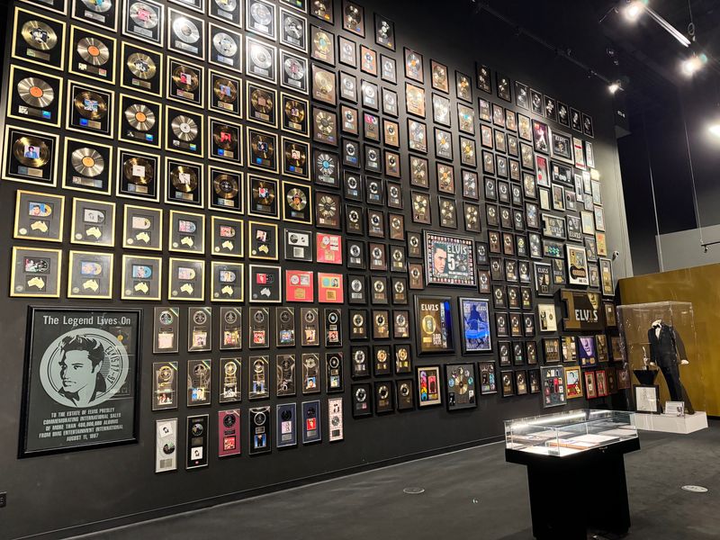 Elvis Presley's Christmas Music Experience