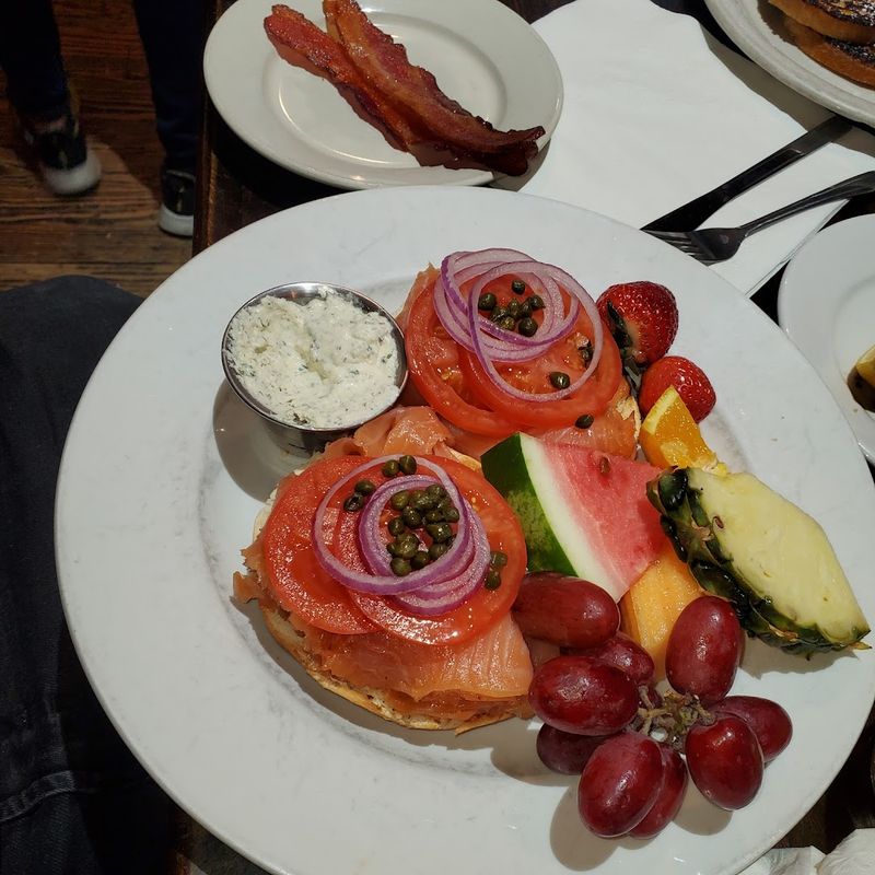 A Menu That Can't Pick Just One Style