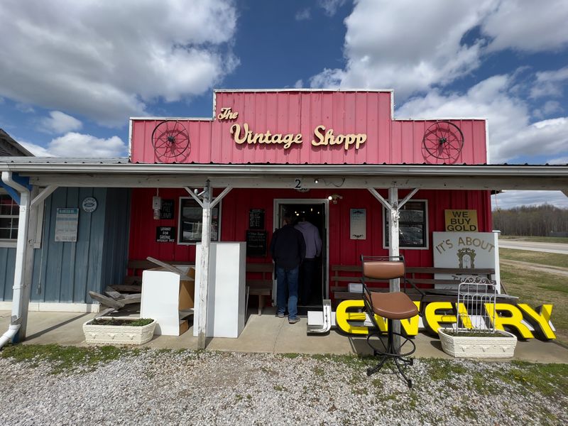 When to Go and Tips for Planning a Visit to Ethridge, Tennessee