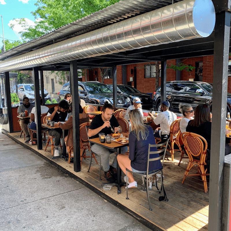 Caf&eacute; La Maude