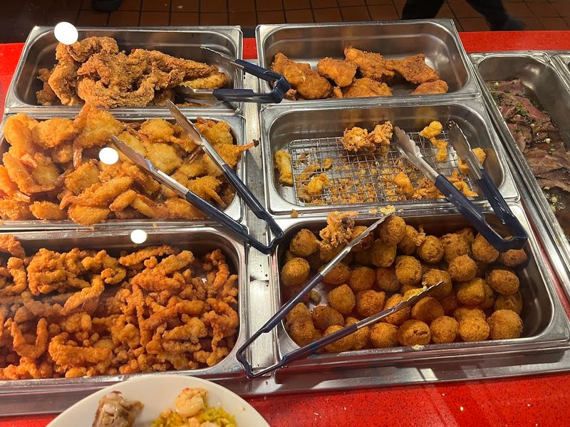 Fried Seafood Station for Texture Lovers