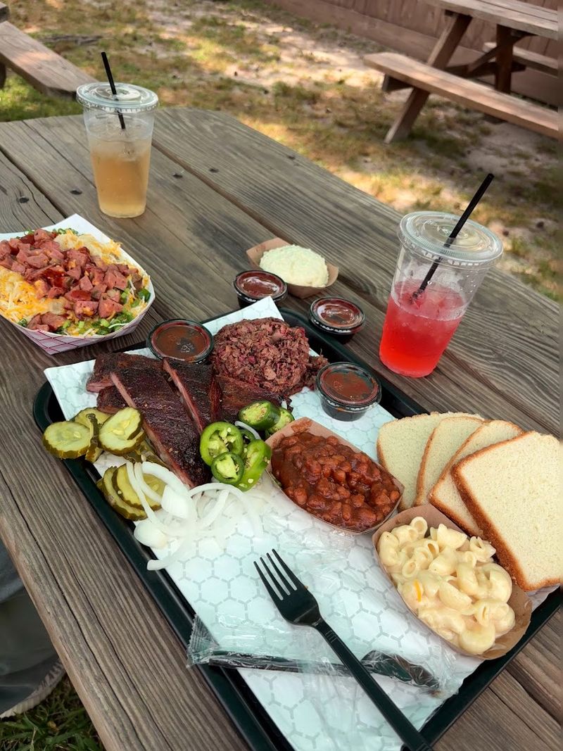 The Fixings Bar That Lets You Customize Every Bite