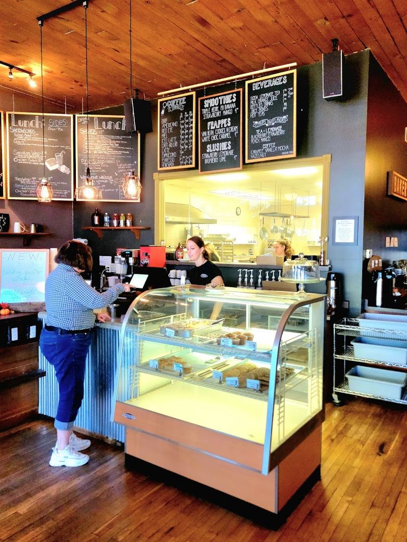 Caleri's Cafe and Bakery – Roanoke