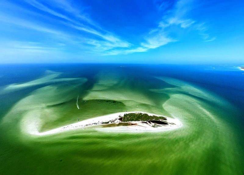 Perfect For Shelling And Marine Exploration