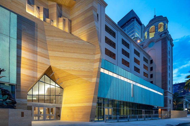 A Surprising Architectural Marvel in the Heart of Downtown