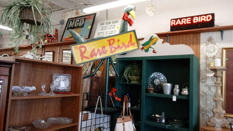Rare Bird Antiques, Goodlettsville