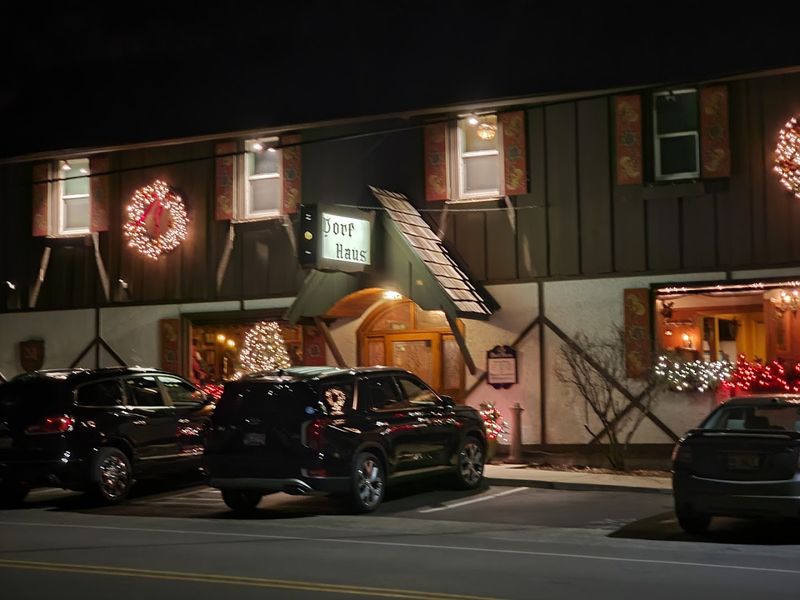 Dorf Haus Supper Club (Sauk City)