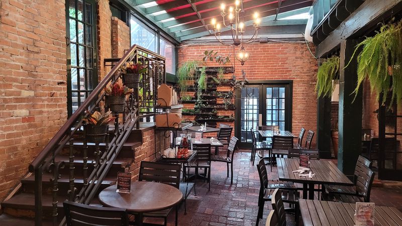 An Atmosphere That Mixes Industrial and Cozy