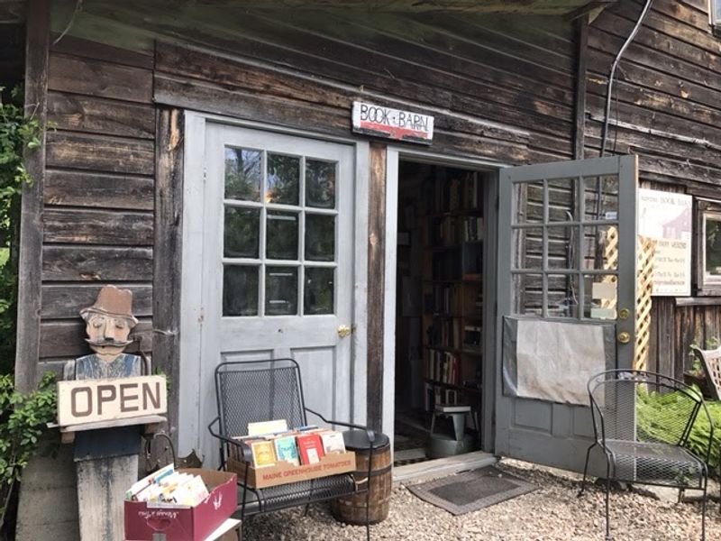 A Short History of Rodgers Book Barn
