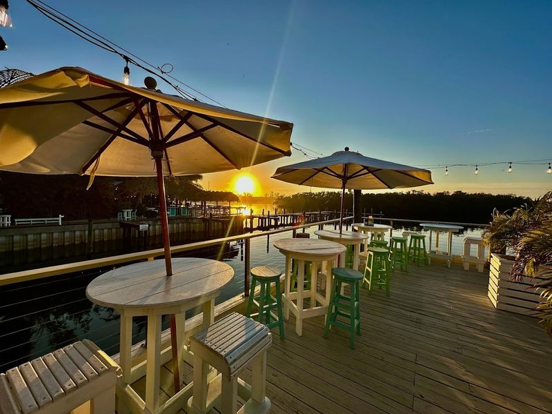 Patrona Coastal Café (St. Petersburg)