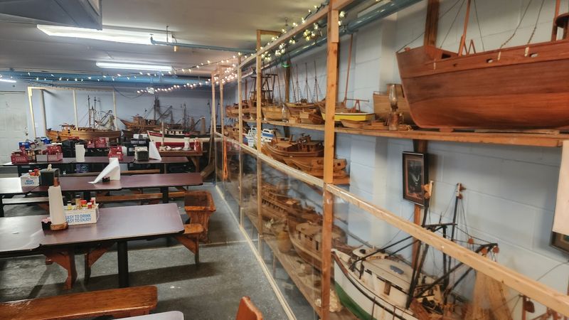 Singleton's Seafood Shack: A Mayport Legend