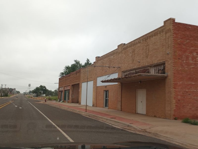 Antique Shopping and Vintage Finds