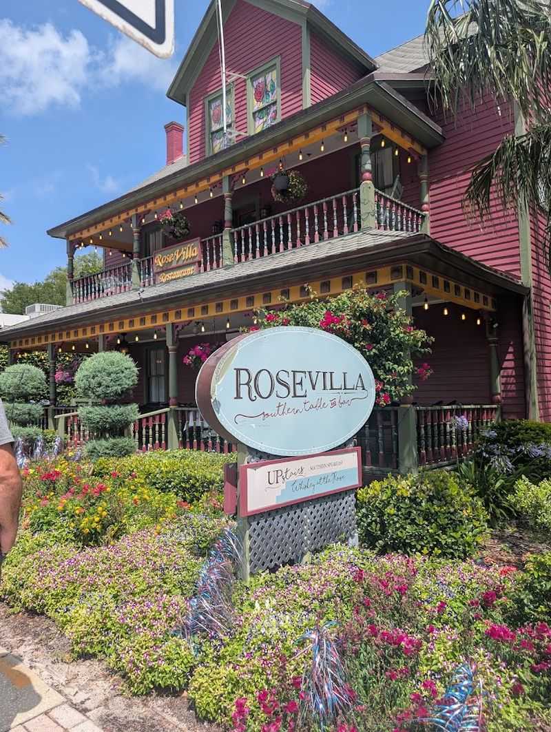 This Old Florida Restaurant Feels Like Stepping Straight Into the 1800s