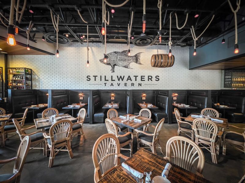 Stillwaters Tavern (St. Petersburg)