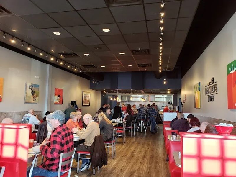 Service, Vibe, And That Classic Counter Energy