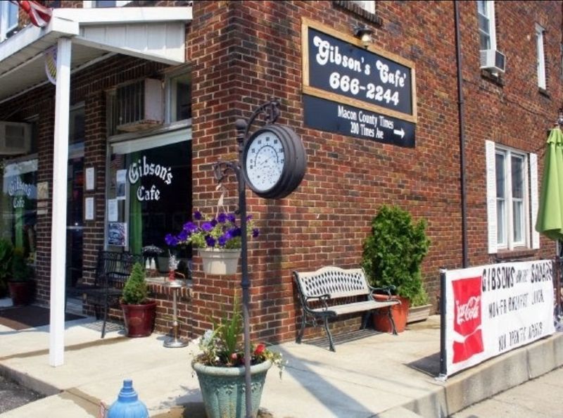 Gibson's Cafe &mdash; Lafayette