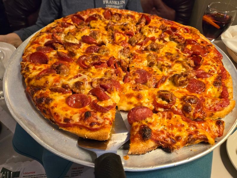 The Pizza Locals Swear By