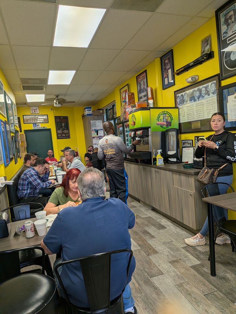 The Lunch Rush Experience That's Actually Worth It