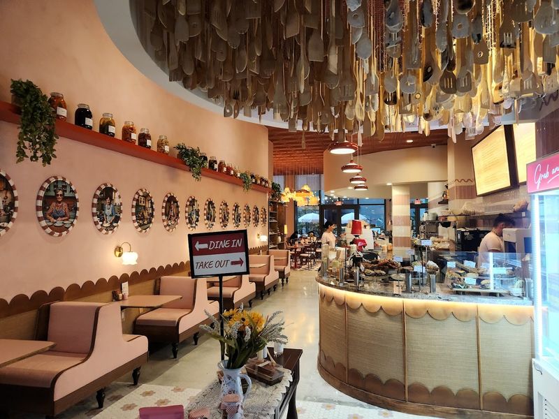 Bobe Kitchen & Bakery (Miami)