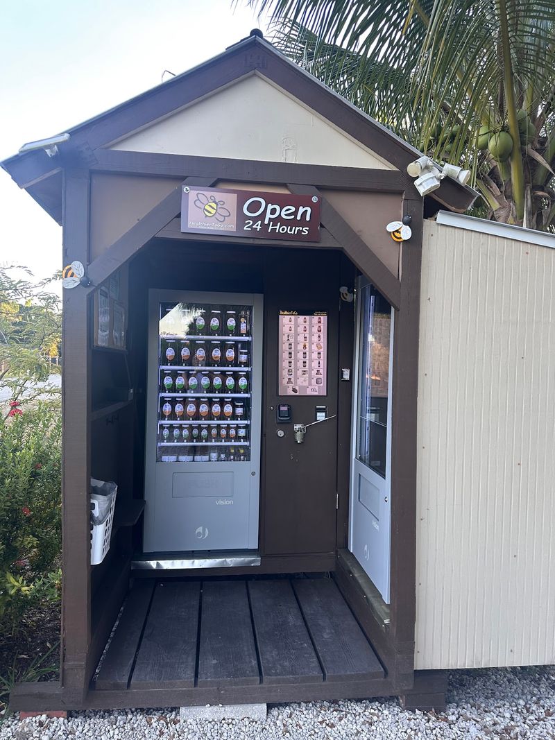 A Honey Vending Machine That Works Around the Clock