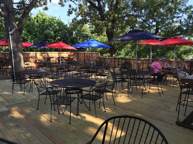 Sassy&rsquo;s Red House (Fayetteville)