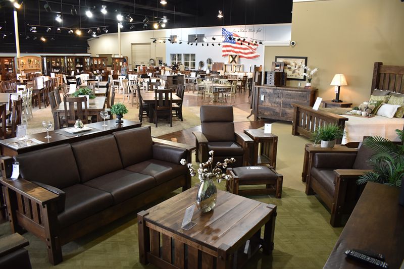 Extensive Showroom Experience That Lets You Touch Before Buying