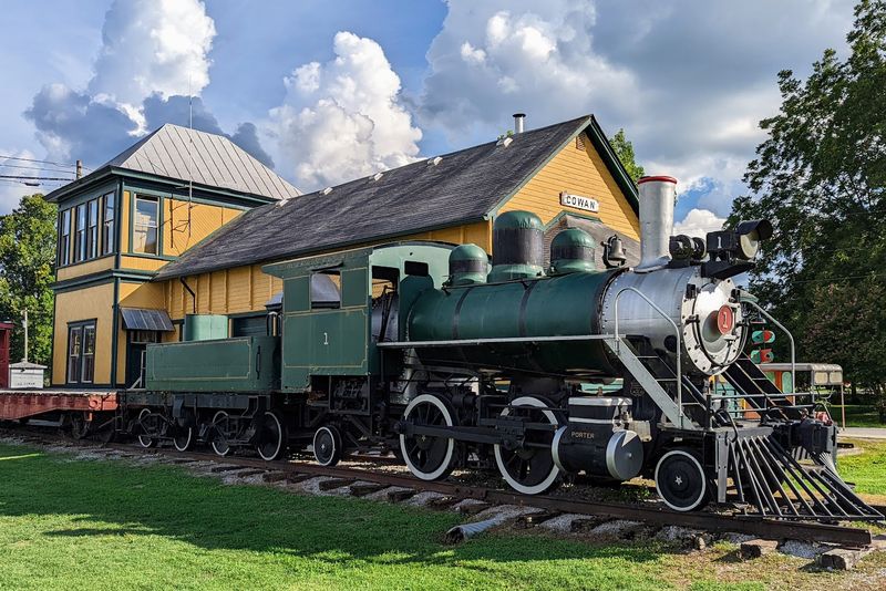 This Hidden Railroad Museum in Tennessee Feels Like Stepping Back in Time
