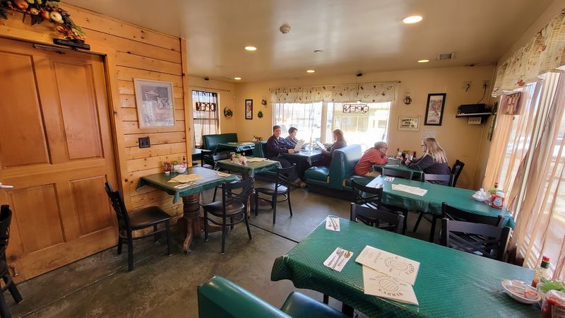 Atmosphere and Service