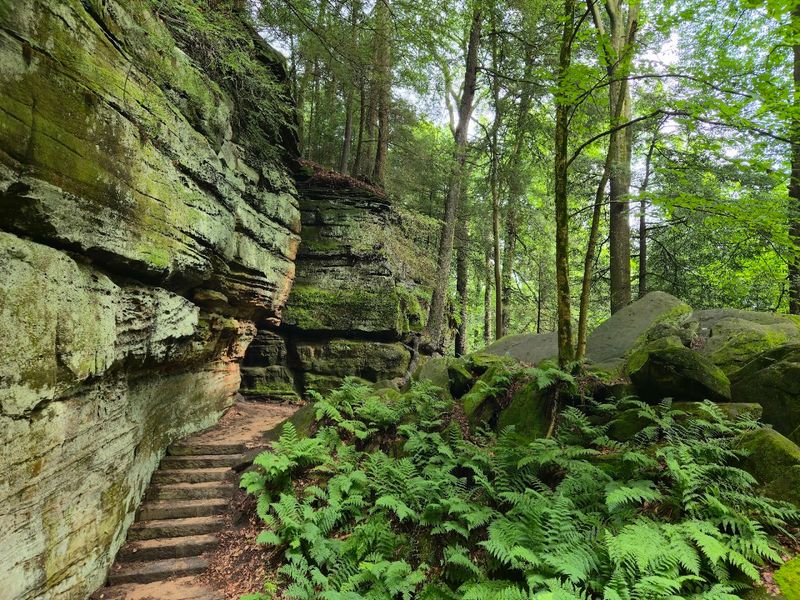 Ledges Trailhead (Peninsula)
