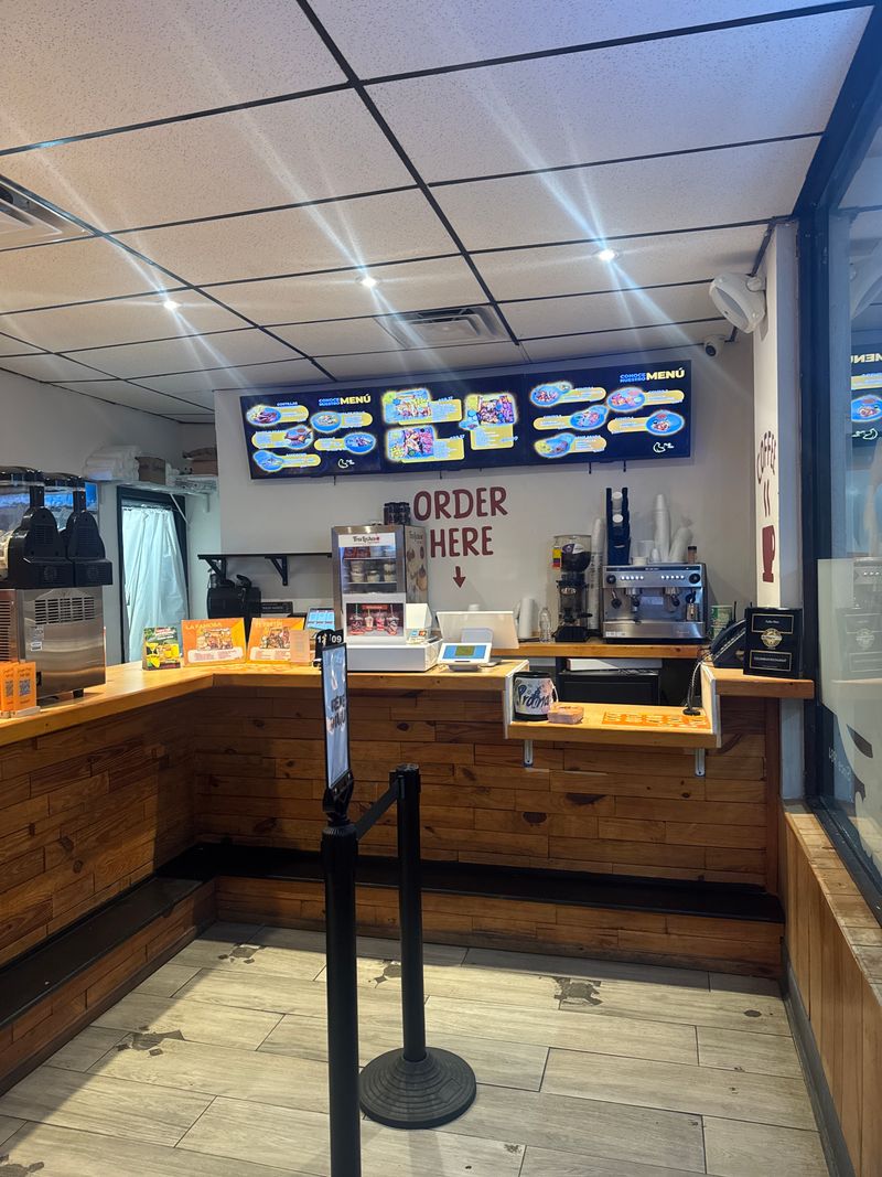 What to Know Before You Go (Location, Tips & Ordering Advice)