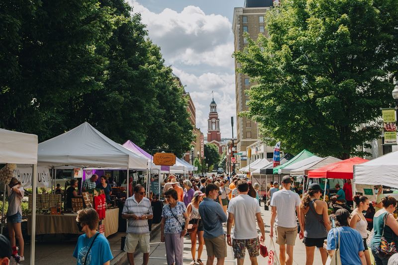 Market Square Farmers Market — Knoxville